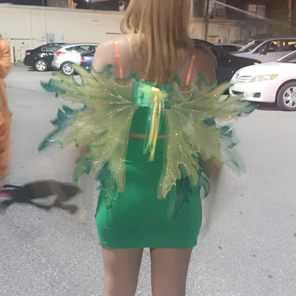 Green Two-Piece Set - Picture 5 of 5